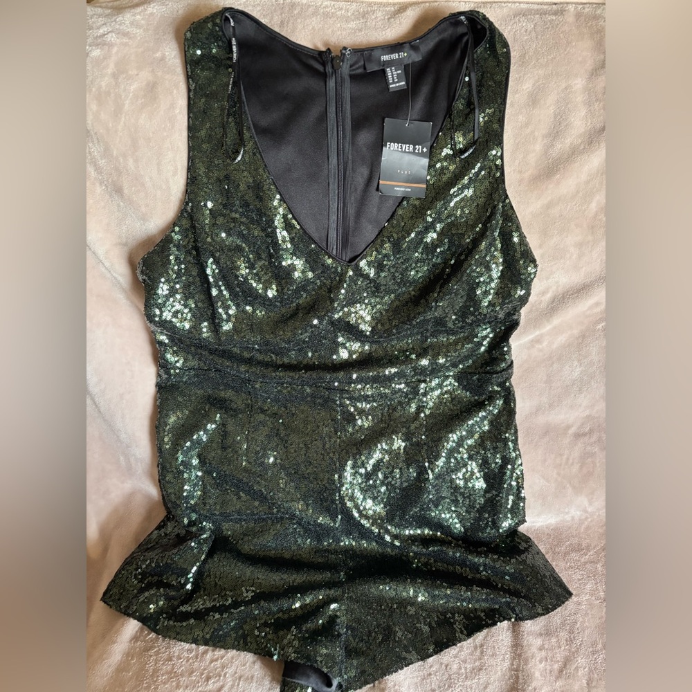 Forever 21 Green Sequin Glitter Women's Romper NWT Large